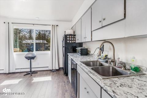 6710 E 16th Ave, Anchorage, AK 99504 photo 10
