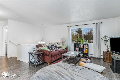 6710 E 16th Ave, Anchorage, AK 99504 photo 4