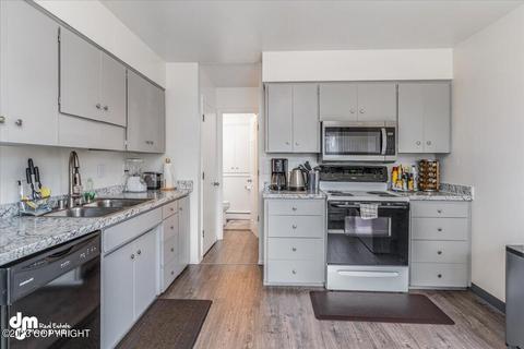 6710 E 16th Ave, Anchorage, AK 99504 photo 14