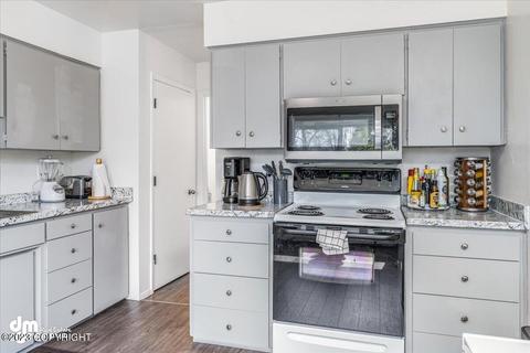 6710 E 16th Ave, Anchorage, AK 99504 photo 13