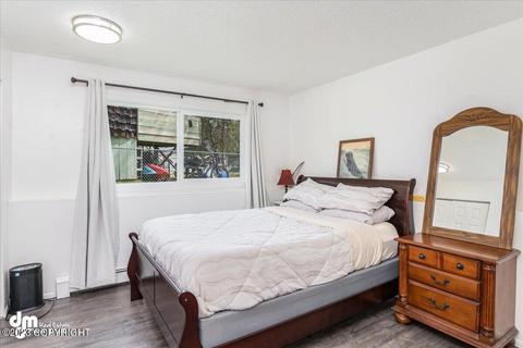 6710 E 16th Ave, Anchorage, AK 99504 photo 23