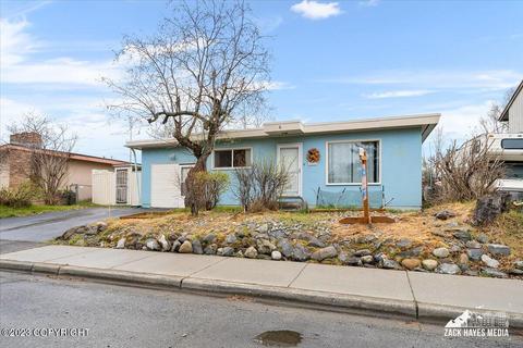 1327 Wintergreen St, Anchorage, AK 99508