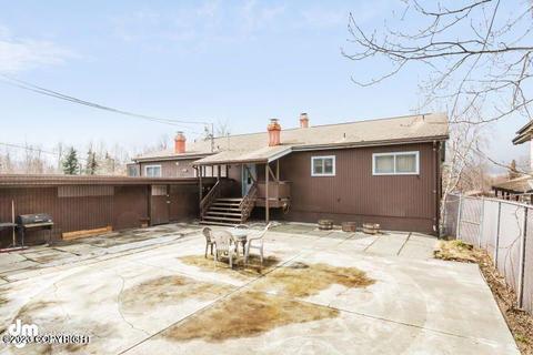 3947 Lynn Dr, Anchorage, AK 99508 photo 3