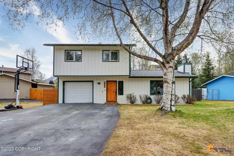 7951 Resurrection Dr, Anchorage, AK 99504