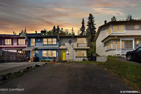 1275 Elegante Ln, Anchorage, AK 99501