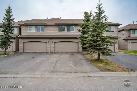 2422 Hillbrook Cir, Anchorage, AK 99504