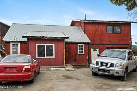 8643 Cameron St, Anchorage, AK 99507