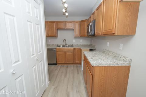 4530 Wright St # 10, Anchorage, AK 99507 photo 5