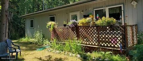 2707 Silver St, North Pole, AK 99705