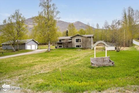 1855 N Byers Ranch Rd, Palmer, AK 99645