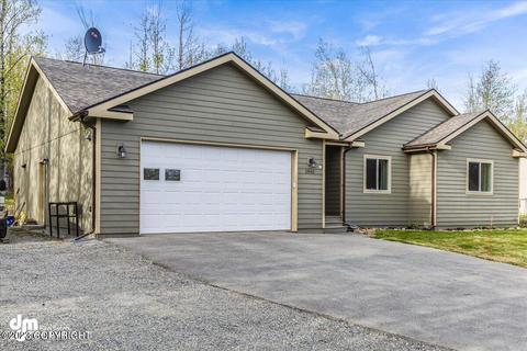 1961 E Carr Smith St, Wasilla, AK 99654