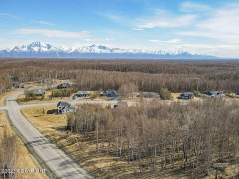 8265 E Windy Woods Loop, Palmer, AK 99645 photo 9