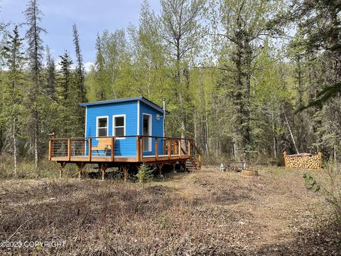 19990 Glenn Hwy, Sutton, AK 99674