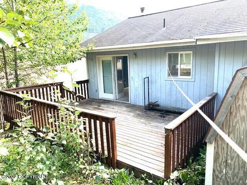 19025 Danny Dr, Eagle River, AK 99577 photo 4