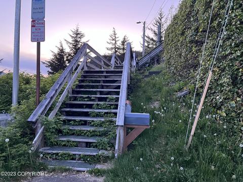 618 Front St, Ketchikan, AK 99901