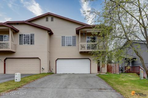 8913 Northwood Park Cir, Eagle River, AK 99577