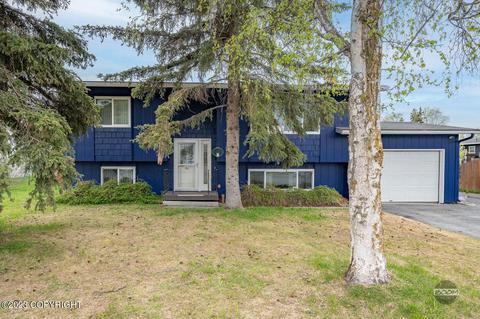 1726 Karluk St, Anchorage, AK 99501
