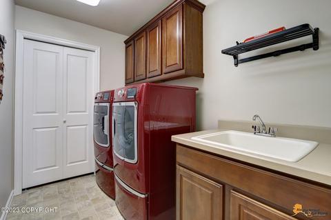 17783 Shasta Cir, Eagle River, AK 99577 photo 28