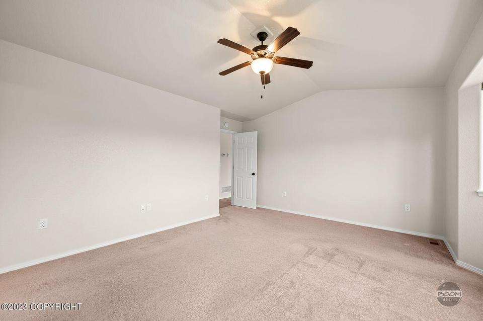  3089 N Lazy Aurora Cir, Palmer, AK 99645 photo 17