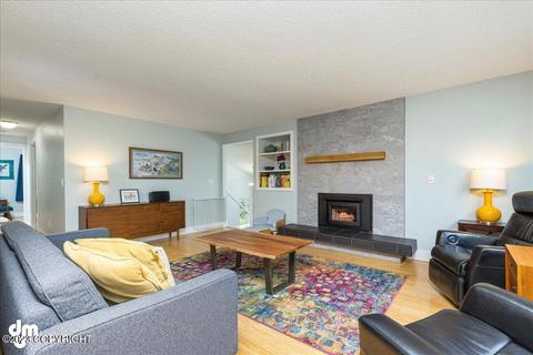 3610 Perenosa Bay Dr, Anchorage, AK 99515