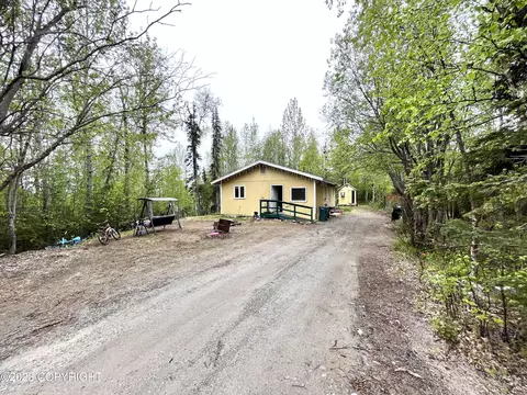 780 N Mcmillan Ct, Wasilla, AK 99654