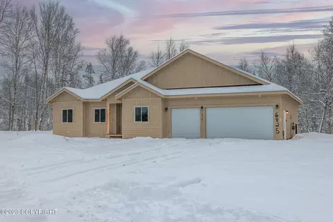 L8 E Amarok Avenue, Wasilla, AK 99654
