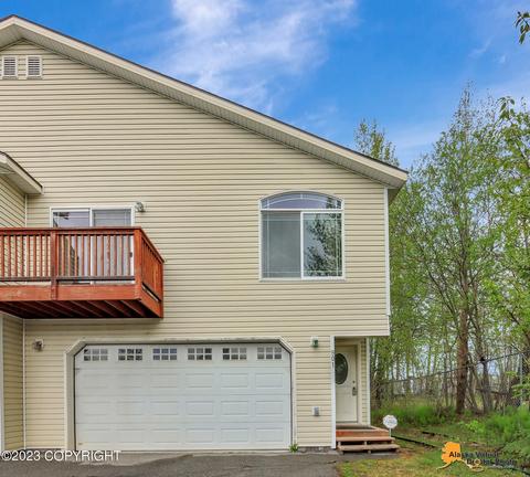 901 Oak Ridge Dr, Anchorage, AK 99518