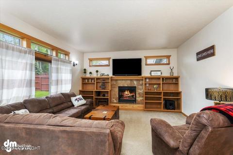 16165 Rosenburg Cir, Eagle River, AK 99577 photo 9