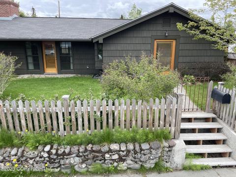 1327 Airport Heights Dr, Anchorage, AK 99508