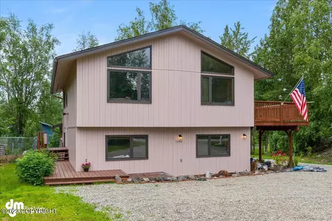 1980 E Black Bear Dr, Wasilla, AK 99654