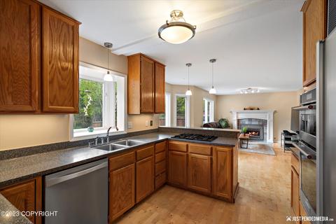 4820 E 112th Ave, Anchorage, AK 99516 photo 8