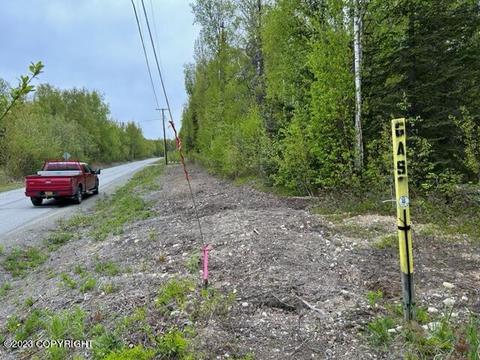 8400 E Gold Bullion Dr, Palmer, AK 99645