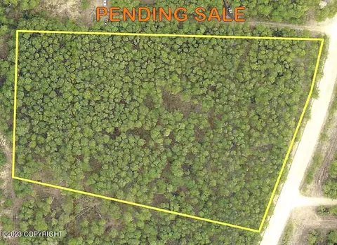 5153 Haystack Mountain Rd, Fairbanks, AK 99712
