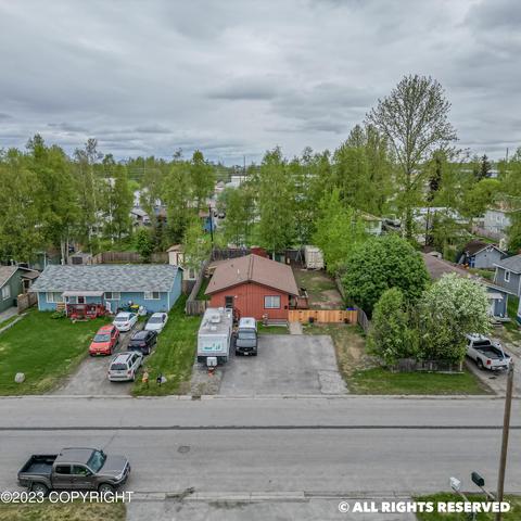 635 Fischer Ave, Anchorage, AK 99518