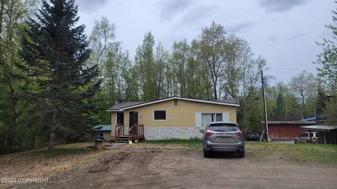 2606 Mcrae Rd, Anchorage, AK 99517