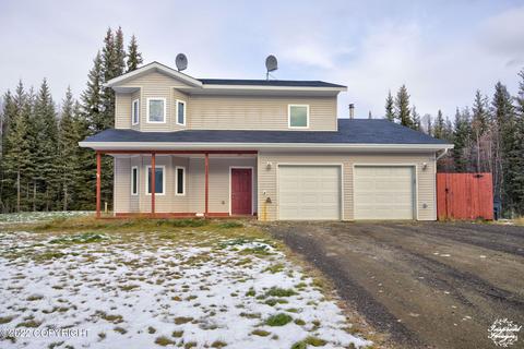 2316 Evening Glow Ct, North Pole, AK 99705