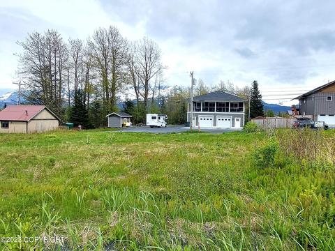 704 Third Ave, Seward, AK 99664