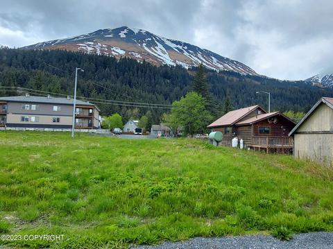 706 Third Ave, Seward, AK 99664 photo 3