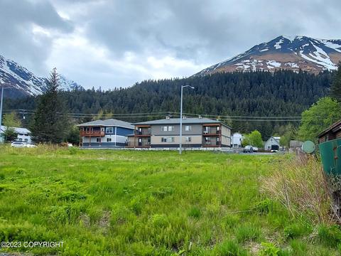 706 Third Ave, Seward, AK 99664