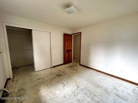 4951 E 5th Ave, Anchorage, AK 99508 photo 9