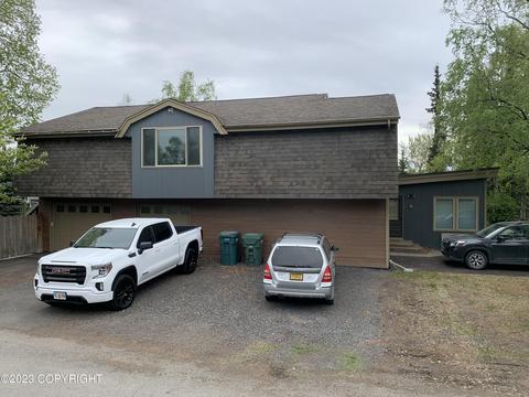 5425 Cope St, Anchorage, AK 99518