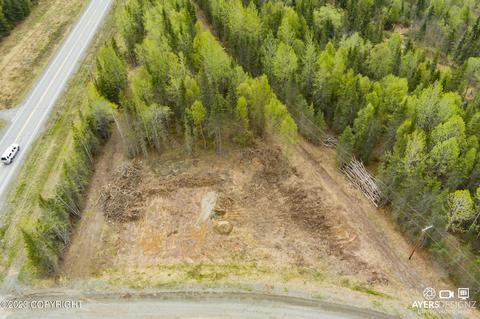 52103 Kasilof Beach Rd, Kasilof, AK 99610