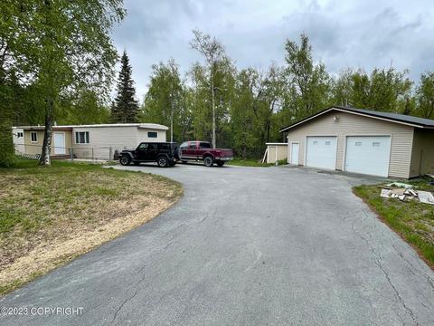 6190 N Anjanette Dr, Palmer, AK 99645