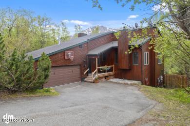 9634 Etolin Cir, Eagle River, AK 99577