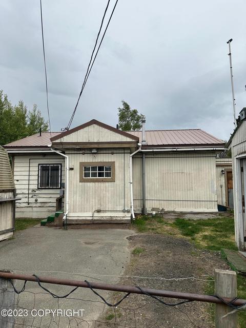 3506 Greenland Dr, Anchorage, AK 99517
