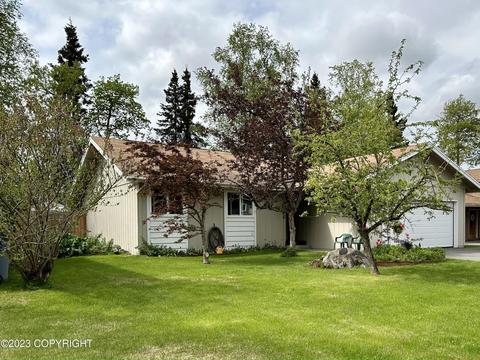 12414 Crested Butte Dr, Eagle River, AK 99577 photo 2