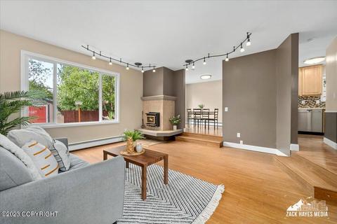 7966 Resurrection Dr # 7, Anchorage, AK 99504