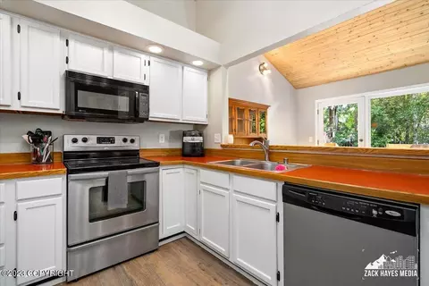 18555 Walrus Cir, Eagle River, AK 99577 photo 13