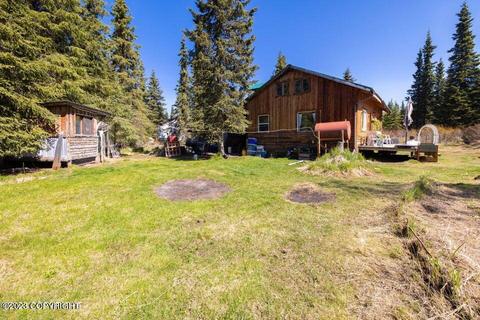 14043 Osmore St, Clam Gulch, AK 99568