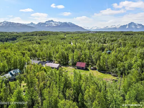 9800 Buffalo Mine Moose Creek Rd, Palmer, AK 99645